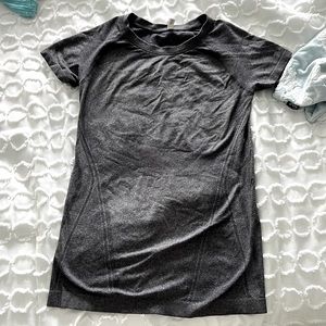 athleta gray athletic shirt